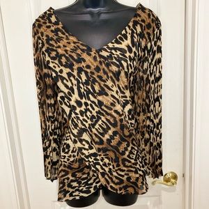 Hot in Hollywood: Cross-Layer V-Neck Top with Three-Quarter Accordion Sleeves